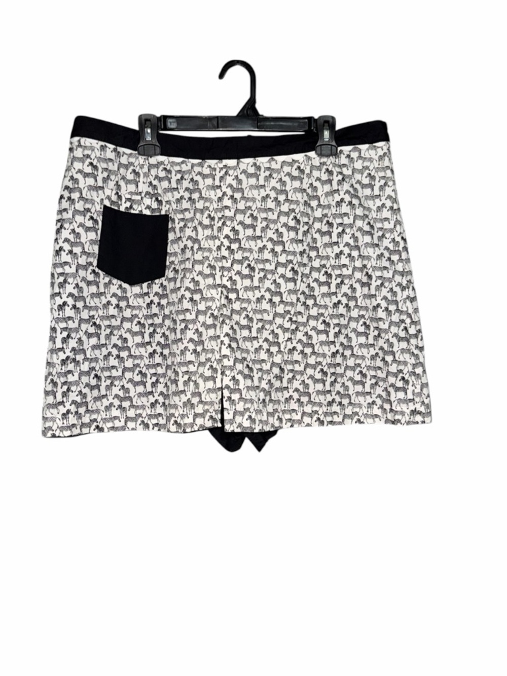 Unique Vintage Black Skort with Zip Detail